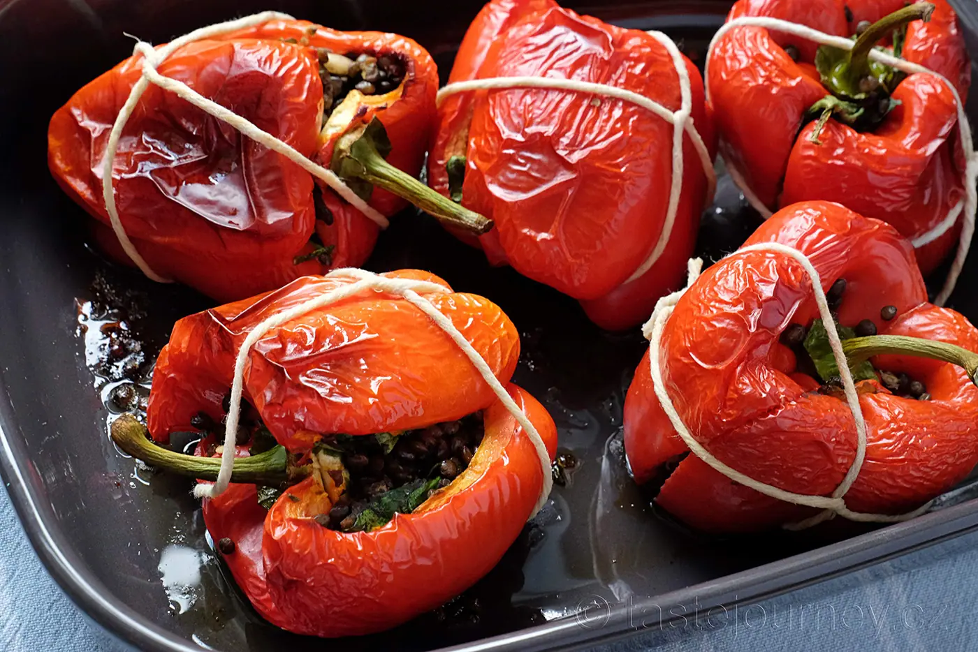 Zapékaná červená paprika s čočkou v dárkovém balení