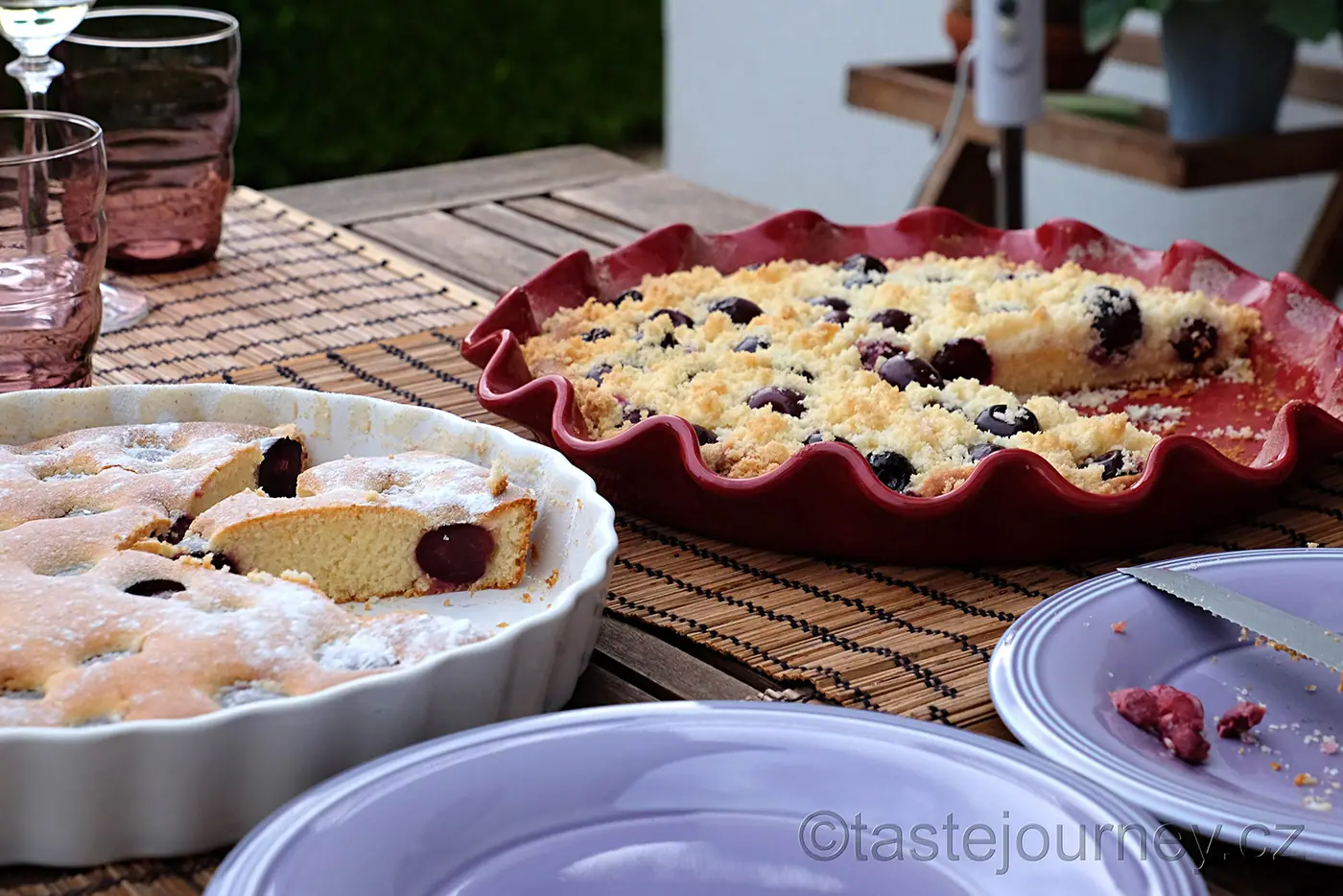 Bublanina s třešněmi – tradiční recept na letní ovocný koláč – fotografie 3