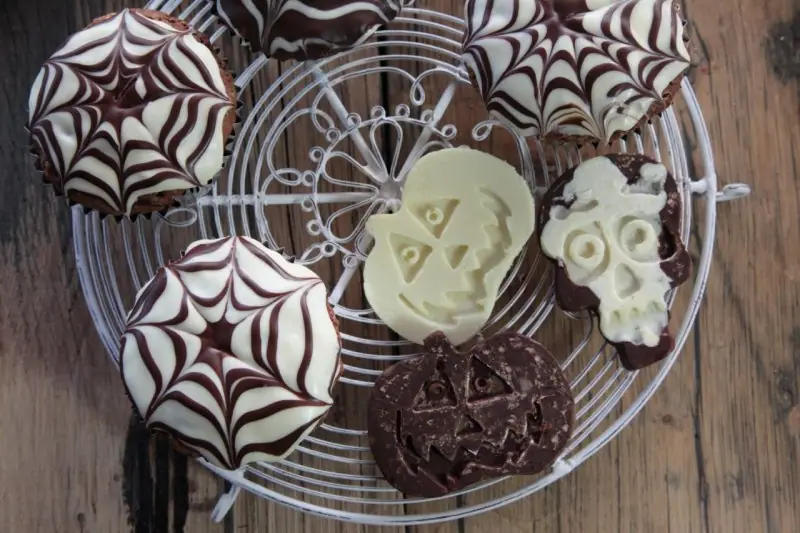 Britský Halloween a Pavoučí muffiny – fotografie 7