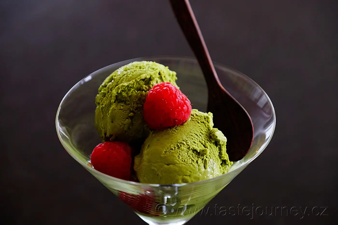 Jemná a tajemná zmrzlina z matcha čaje. Rafinovaná chuť Japonska