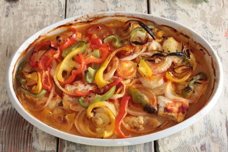 Ryba se zeleninou v lahodném sosu (Moqueca de peixe) – fotografie 1